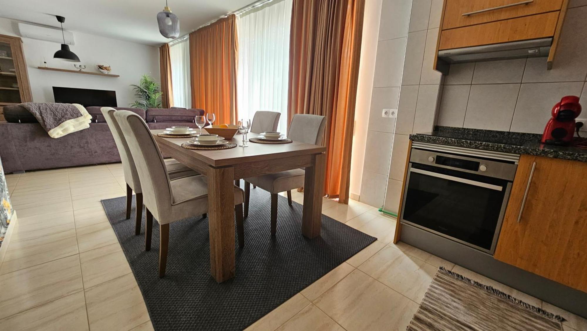 Ocean Breeze Retreat Apartment San Miguel de Abona Exterior photo